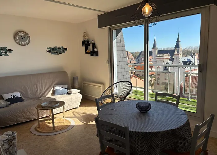 Appartement à Côté Du Marché Couverts