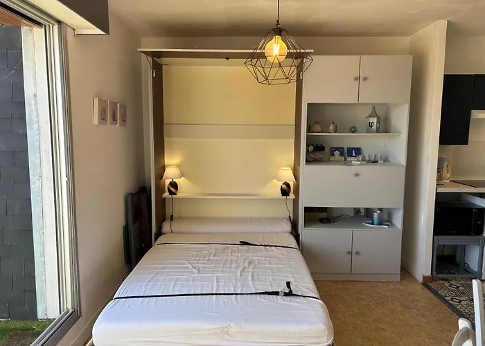 à Côté Du Marché Couverts Appartement *